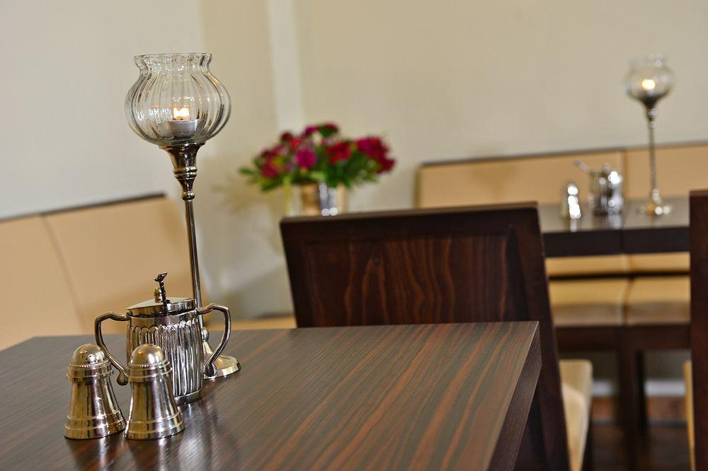 Hotel Domstern Кьолн Екстериор снимка