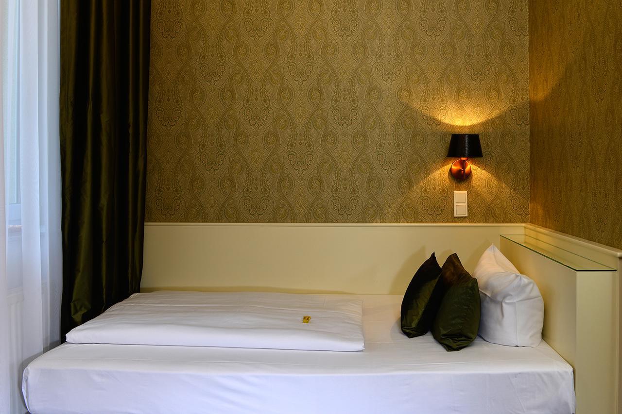 Hotel Domstern Кьолн Екстериор снимка