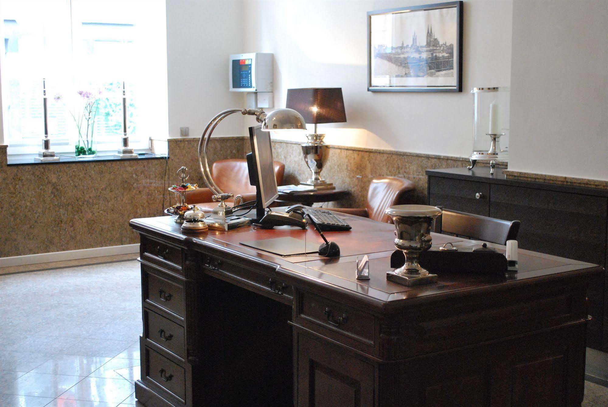 Hotel Domstern Кьолн Екстериор снимка