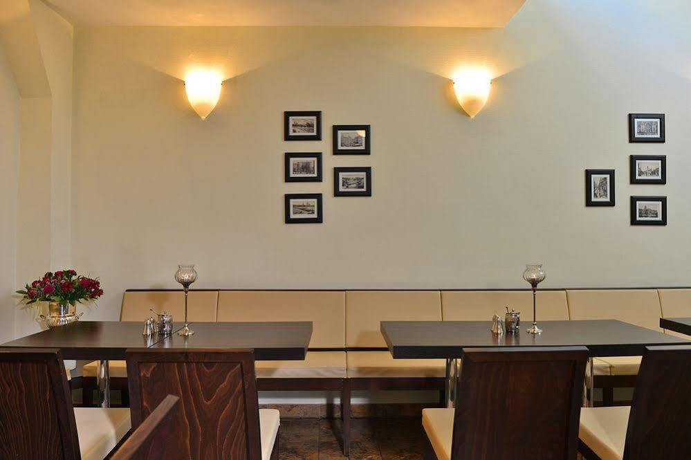 Hotel Domstern Кьолн Екстериор снимка